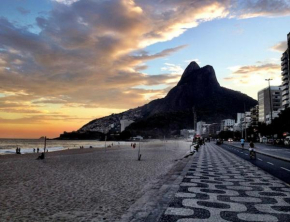 Studio fully furnished HEART OF LEBLON - Studio totalmente mobiliado no melhor ponto do Leblon